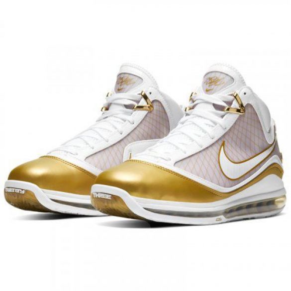 Кросівки Lebron VII QS  Nike CU5646-100_image_5