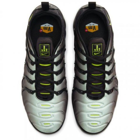 Чоловічі кросівки Nike Air Vapormax Plus CW7478-001_image_3