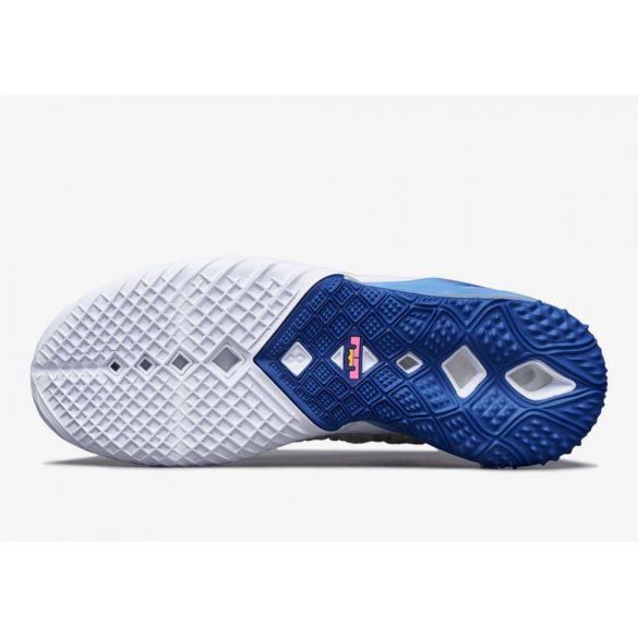 Кроссовки Nike LeBron XVIII DB8148-200_image_6