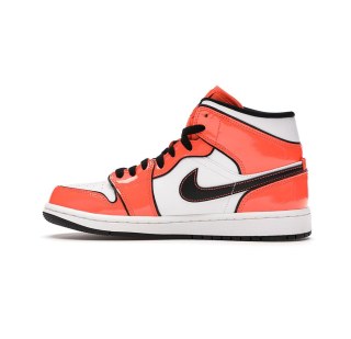 Чоловічі кросівки Nike Air Jordan 1 Mid SE DD6834-802