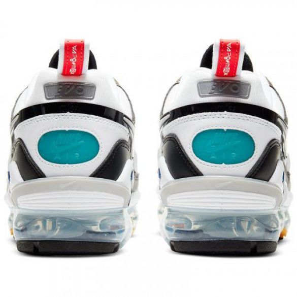 Жіночі кросівки Nike Air Vapormax EVO Evolution Of Icons DC9113-100_image_5