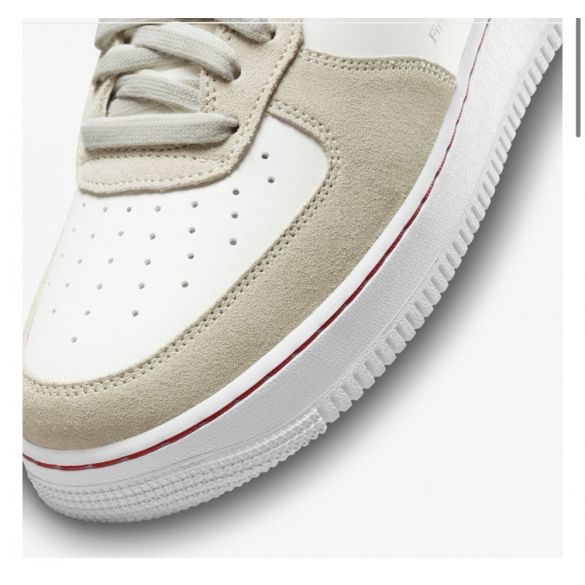 Кросівки NIKE AIR FORCE 1 07 LV8 DB3597-100_image_3