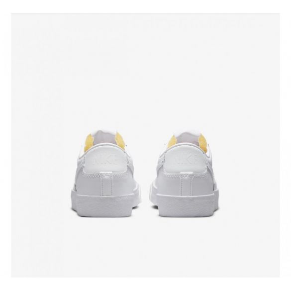 Кросівки жіночі Nike Blazer Low 77 DC4769-101_image_3