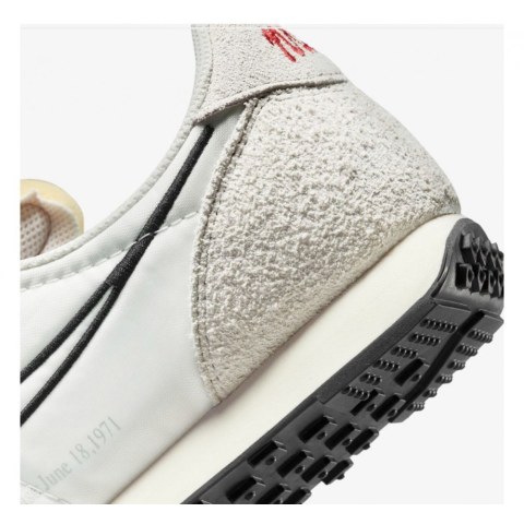 Кросівки Nike Waffle Trainer 2 DH4390-100_image_4