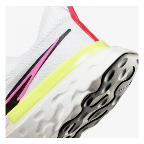 Кросівки чоловічі Nike React Infinity Run Fk 2 DJ5395-100_image_5