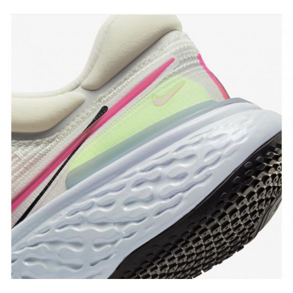 Кросівки для бігу Nike Air ZoomX Invincible Run Flyknit DJ5450-001_image_4