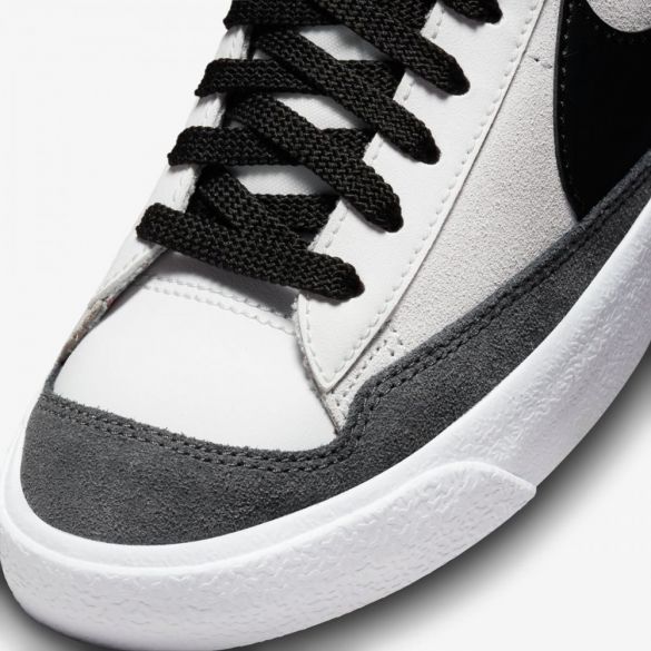 Дитячі кросівки NIKE BLAZER MID 77 SE D (GS) DH8640-100_image_4