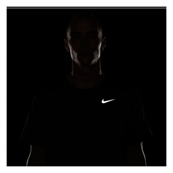 Футболка NIKE M NK BREATHE RUN TOP SS CJ5332-010_image_4