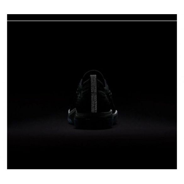 Кросівки Nike W AIR ZOOM FEARLESS FK SELFIE AH8193-001_image_7