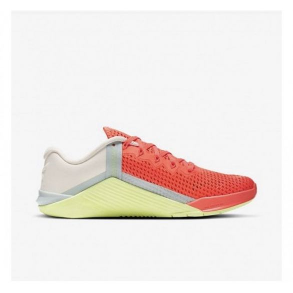 Женские Кроссовки Nike Metcon 6 AT3160-800_image_1