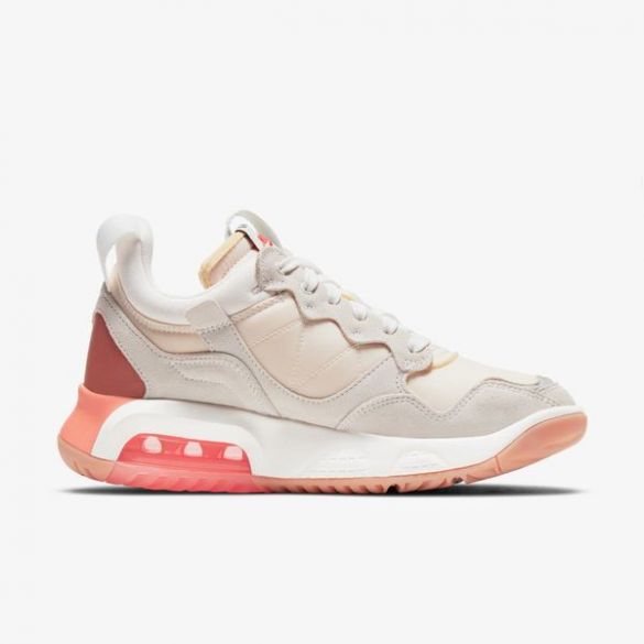Кроссовки женские Jordan Wmns Ma2 Sp DC7729-100_image_1