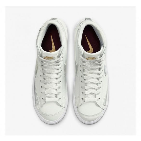 Кросівки жіночі Nike Blazer Mid 77 DD6610-100_image_5