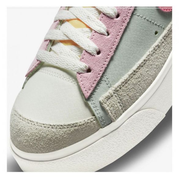 Кроссовки NIKE WMNS BLAZER LOW PLATFORM DM9464-001_image_6