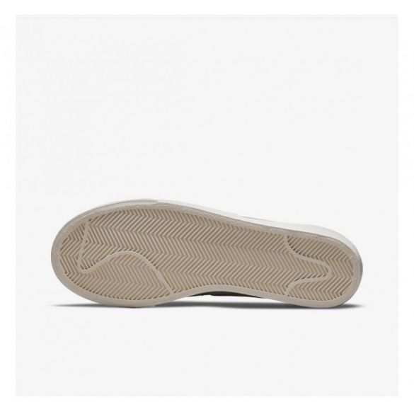 Кроссовки NIKE WMNS BLAZER LOW PLATFORM DM9464-001_image_7