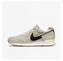 Чоловічі кросівки Nike Venture Runner CK2944-011