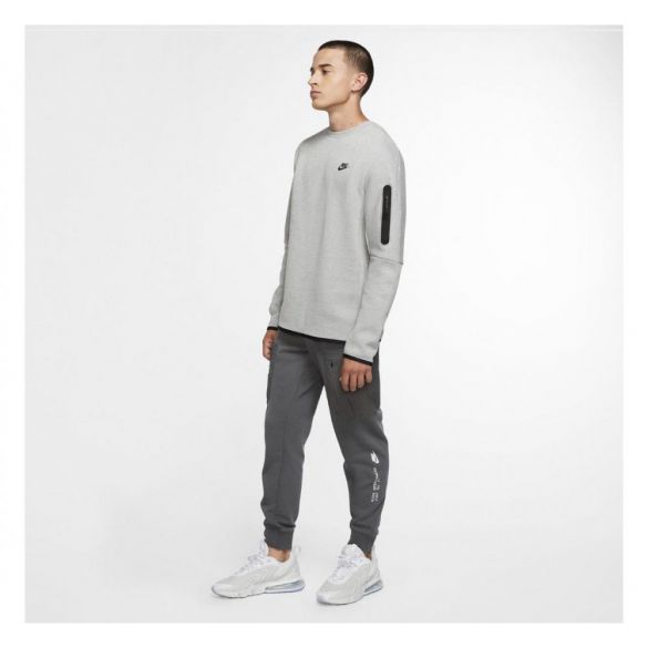 Толстовка Nike Sportswear Tech Fleece Crew CU4505-063_image_3