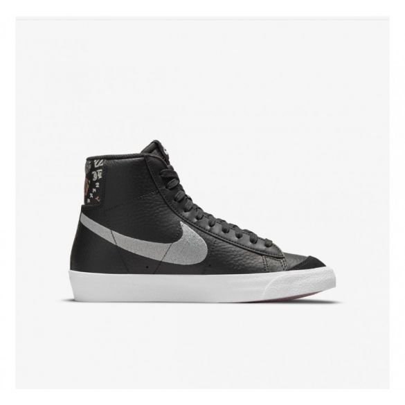 Детские Кроссовки Nike Blazer Mid 77 Se2 (GS) DJ0265-001_image_1