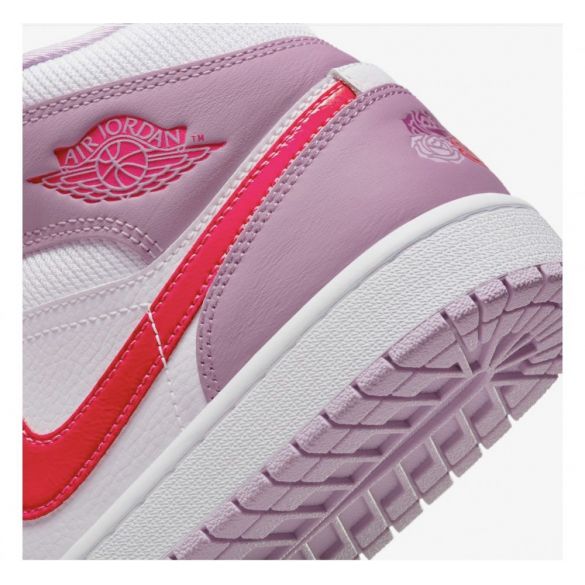 Жіночі кросівки Wmns Air Jordan 1 Mid Vd DR0174-500_image_6