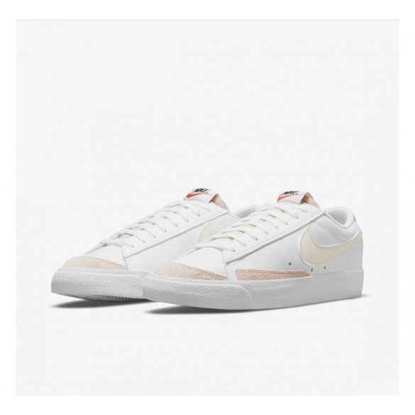Женские кроссовки Nike W Blazer Low DC4769-108_image_4