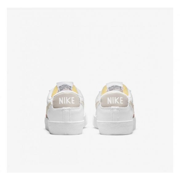 Женские кроссовки Nike W Blazer Low DC4769-108_image_3