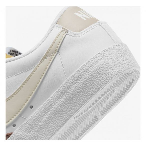 Женские кроссовки Nike W Blazer Low DC4769-108_image_7