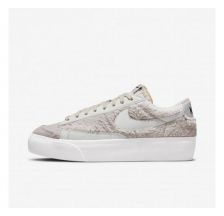 Кросівки Nike Wmns Blazer Low Platform DO6715-001