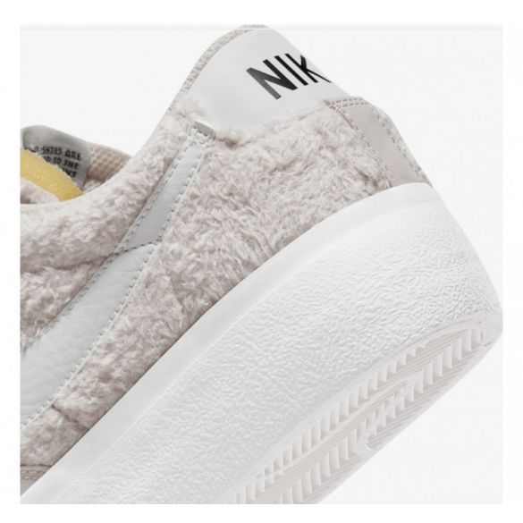 Кросівки Nike Wmns Blazer Low Platform DO6715-001_image_3