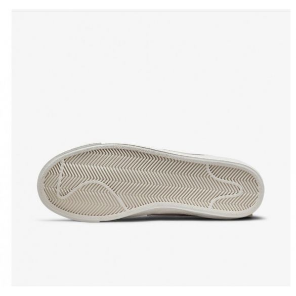 Жіночі кросівки Nike Blazer Low 77 Jumbo DQ1470-102_image_9