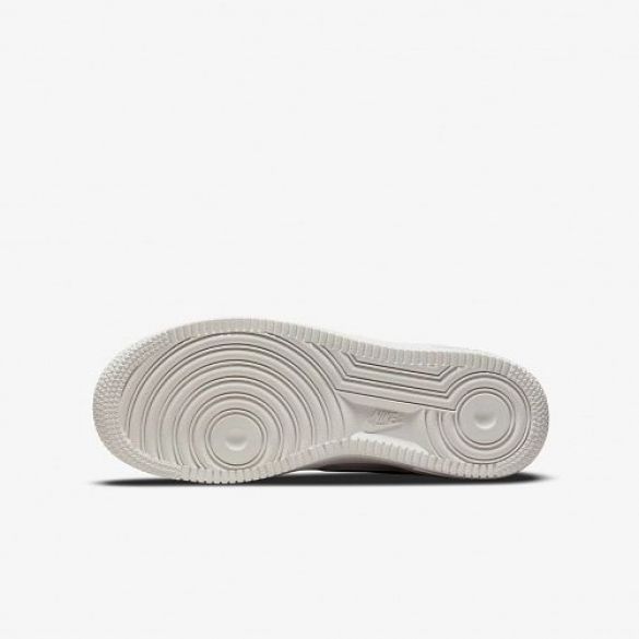 Кросівки Nike Air Force 1 LV8 DH9595-001_image_8