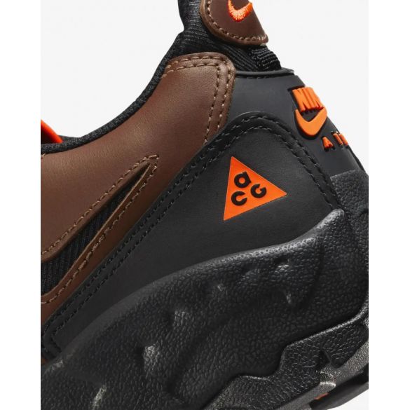 Кросівки чоловічі Nike Acg Air Mada DO9332-200_image_4