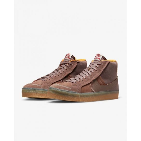 Кросівки Nike SB Zoom Blazer Mid Premium Plus DV5468-200_image_3