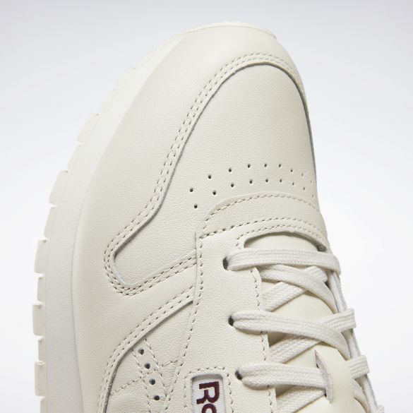Женские кроссовки Reebok Classic Leather FW2044