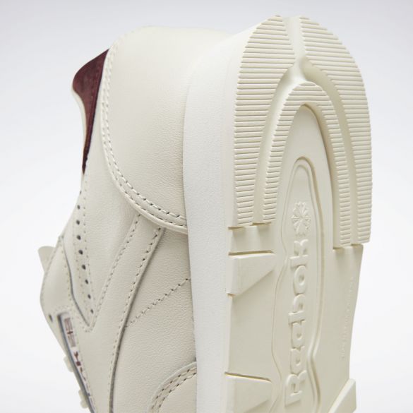 Женские кроссовки Reebok Classic Leather FW2044