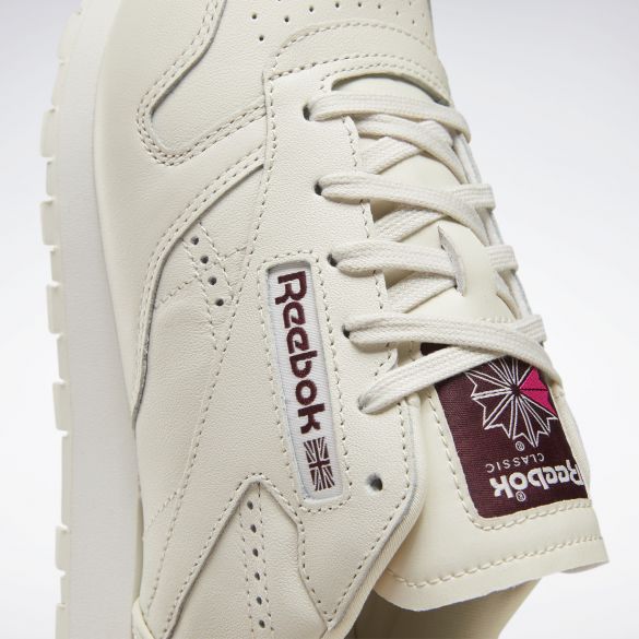 Женские кроссовки Reebok Classic Leather FW2044