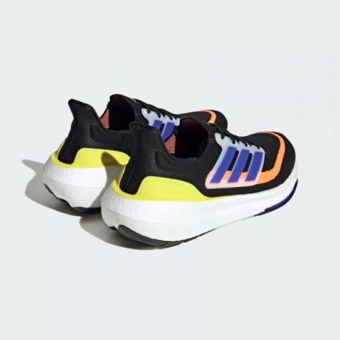 Кросівки ADIDAS ULTRABOOST HP9204_image_3