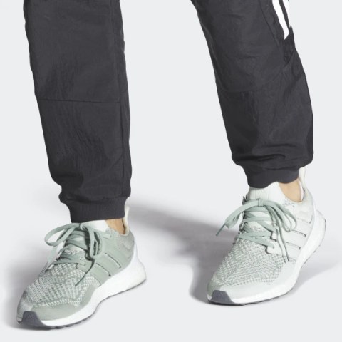КРОСІВКИ Adidas Ultraboost 1.0 HQ2199_image_4
