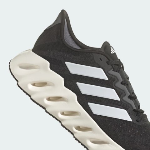 Кросівки для бігу Adidas Shift FWD Performance ID1780_image_8