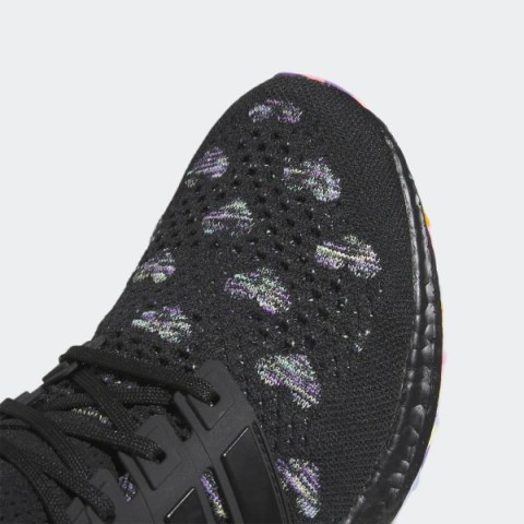 Чоловічі кросівки adidas UltraBoost DNA Valentine's Day HQ6174_image_4