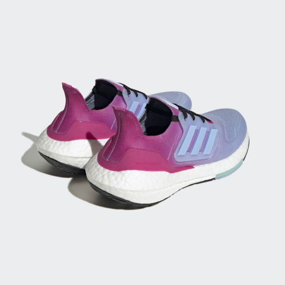 Бігові кросівки Adidas Ultraboost 22 Performance HP9933_image_4