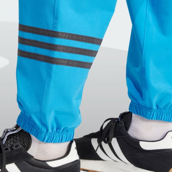 Спортивні штани Adidas Street Neuclassic Originals IS2817_image_3
