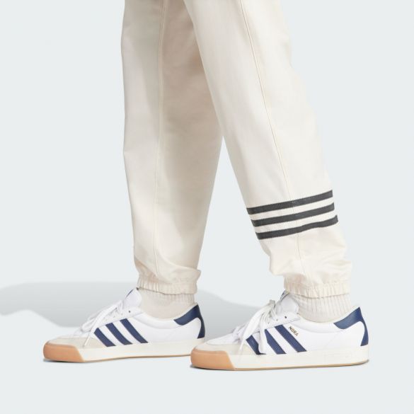 Спортивні штани Adidas Street Neuclassic IV5356_image_5