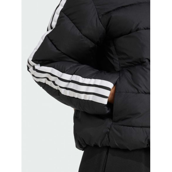 Жіноча чорна куртка Adidas Essentials Climawarm 3-Stripes JM8421_image_3