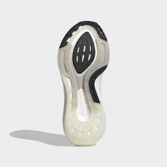 Кросівки для бігу adidas Ultraboost 22 GX5594_image_7