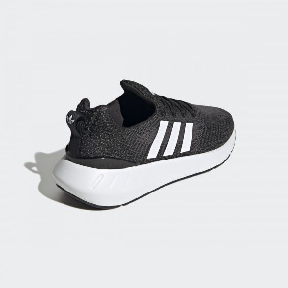 Кросівки Adidas Originals Swift Run 22 GZ3496_image_7