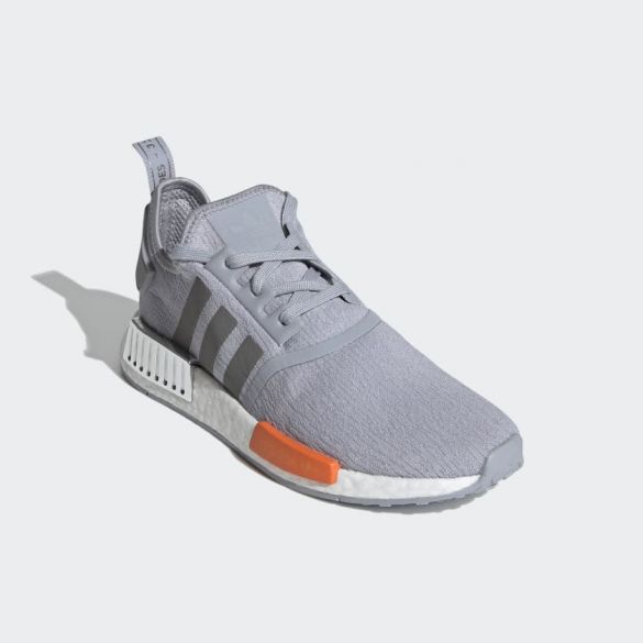 Чоловічі кросівки adidas Originals NMD_R1 FY5730_image_3