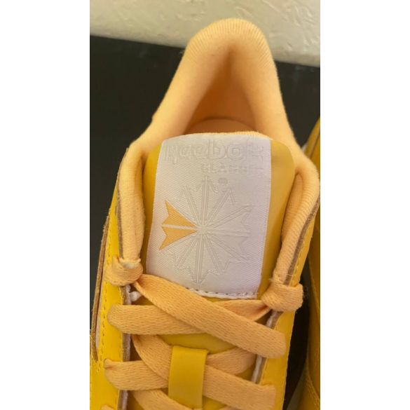 Жіночі кросівки Reebok Classic Leather DV7099_image_6