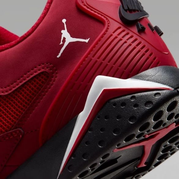 Чоловічі кросівки Nike Air Jordan MVP 92 HQ3950-600_image_8