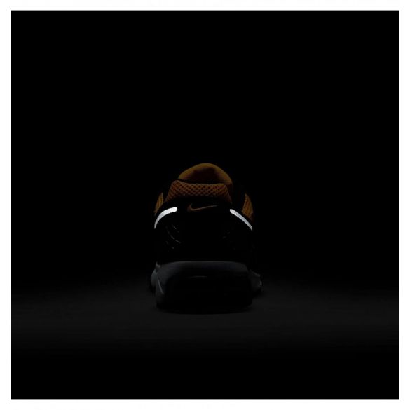 Кросівки чоловічі Nike Zoom Vomero 5 IF6211-700_image_8