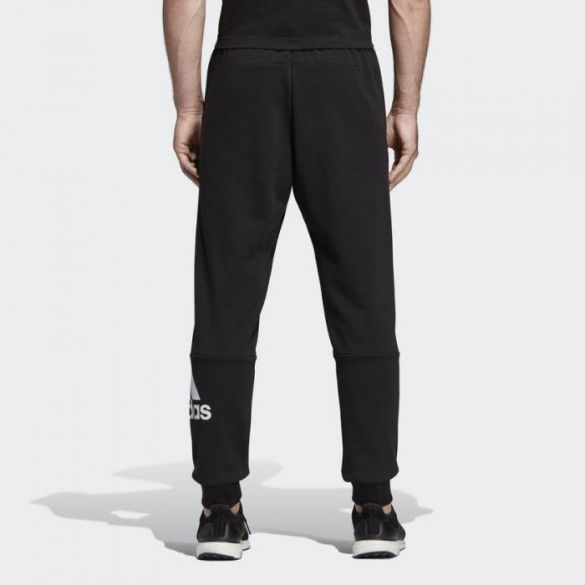 Мужские брюки Adidas Must Haves Badge of Sport DQ1445_image_2