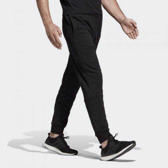 Чоловічі штани Adidas Must Haves Badge of Sport DQ1445_image_4